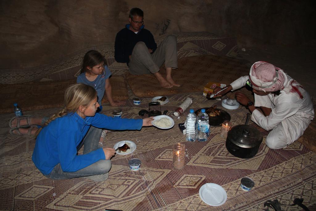 Wadi Rum Sleep Under The Stars Екстер'єр фото